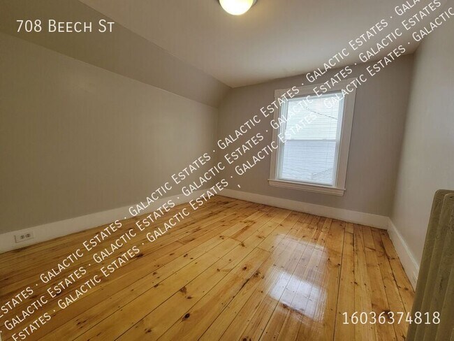 Building Photo - 708 Beech St