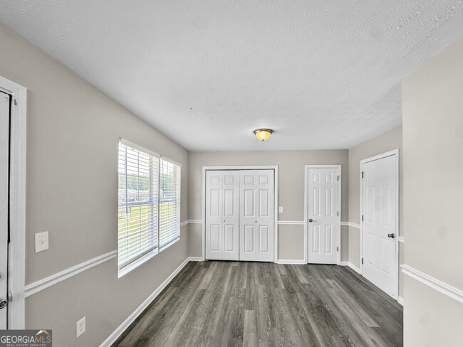 Building Photo - 178 Marsh Glen Dr