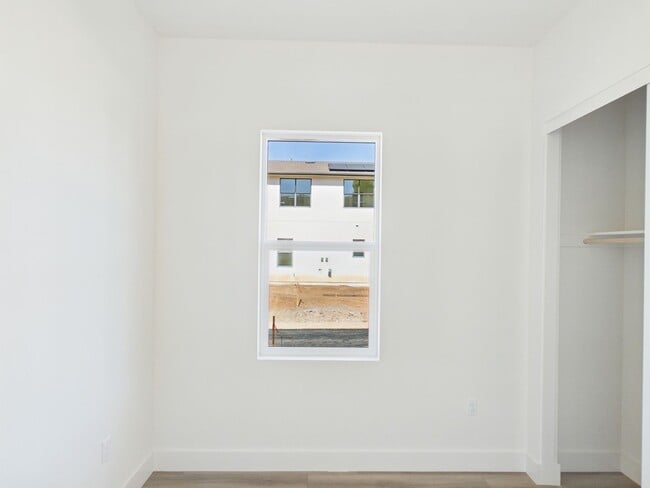 Building Photo - 705 Passion Ct