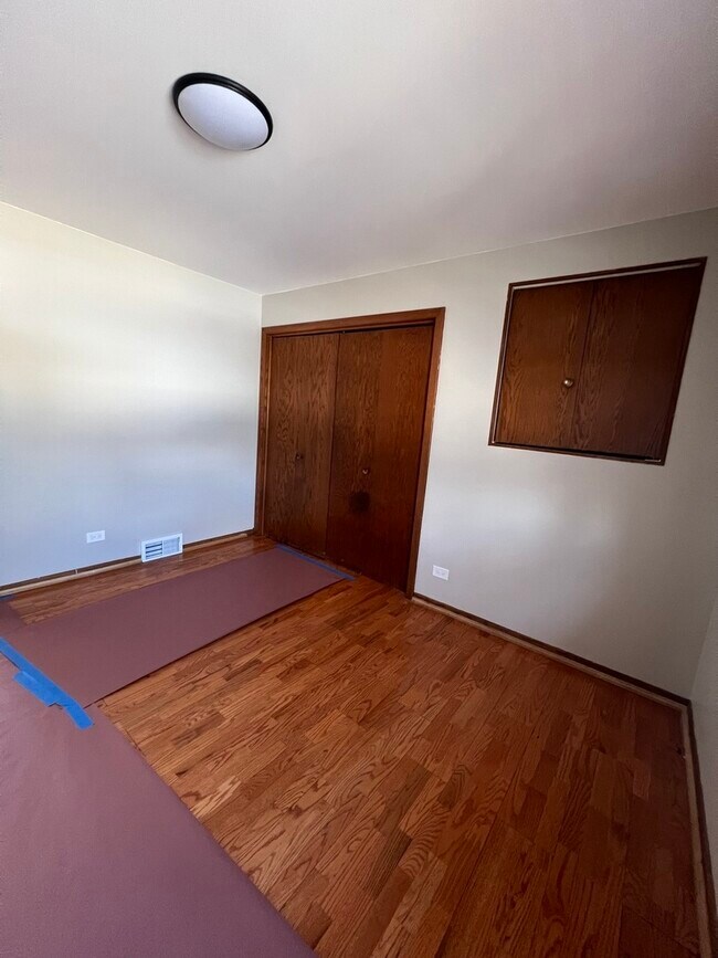 Building Photo - 530 N Arizona Ave