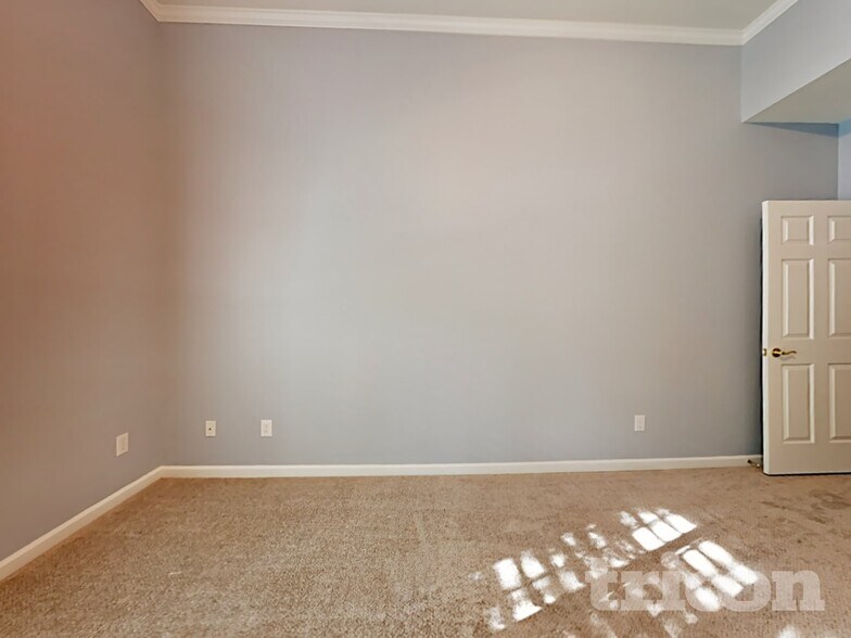 Building Photo - 3614 Silver Springs Way SW