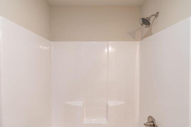 Building Photo - 151 Titleist Ct