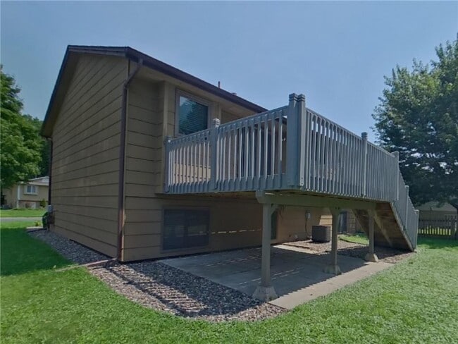 Building Photo - 13078 Glenhurst Ave