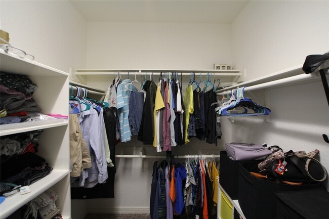 Building Photo - 9406 Heath River Ln