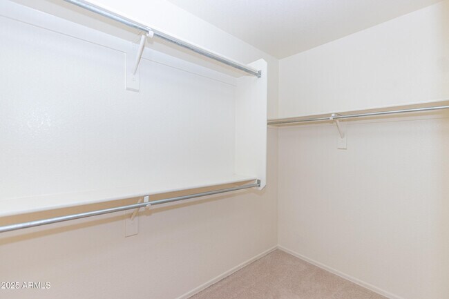 Building Photo - 2388 S Sycamore Pl