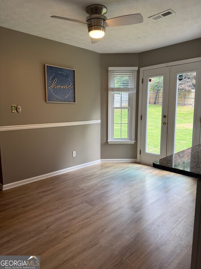Building Photo - 317 Welton Way