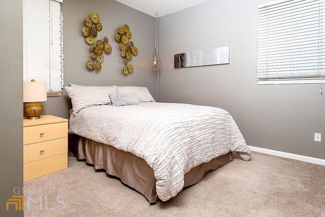 Building Photo - 570 Reed St SE