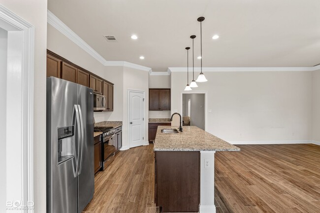 Building Photo - Check Out this 3 bed 2 bath in Shreveport