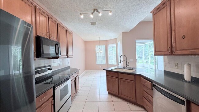 Building Photo - 4712 Mapletree Loop