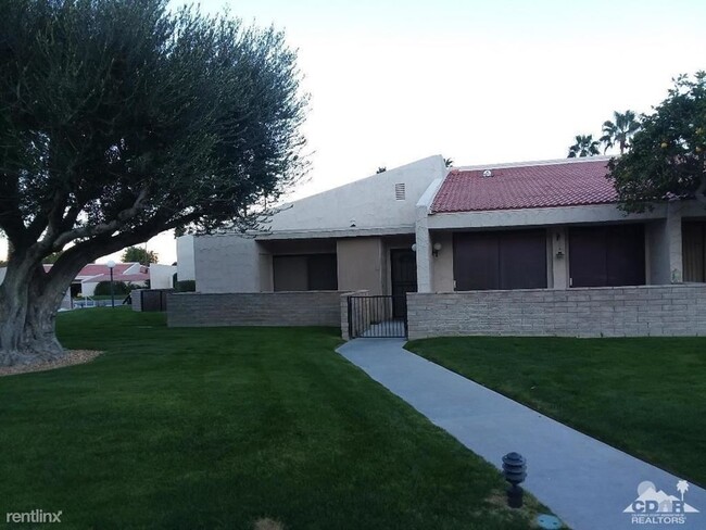 Building Photo - 2 br, 2 bath House - 2603 N Whitewater Clu...