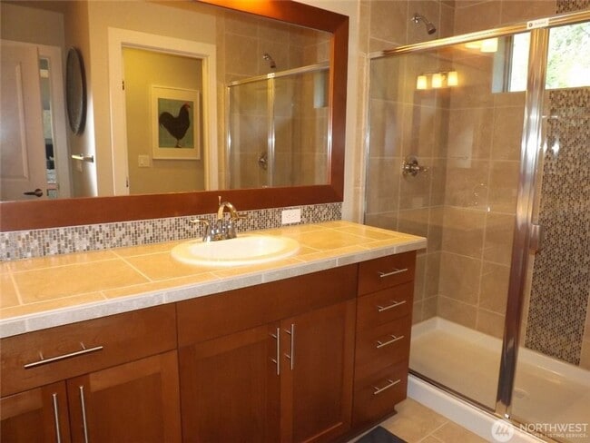 Building Photo - 8401 130th Pl SE