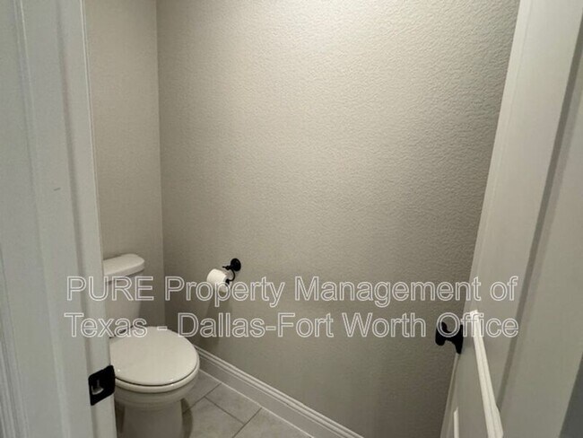 Building Photo - 1612 Town Creek Cir