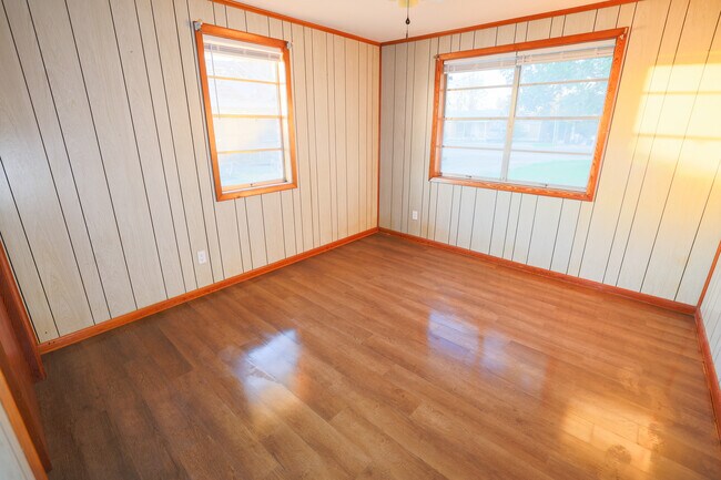 Building Photo - 2624 LA-1