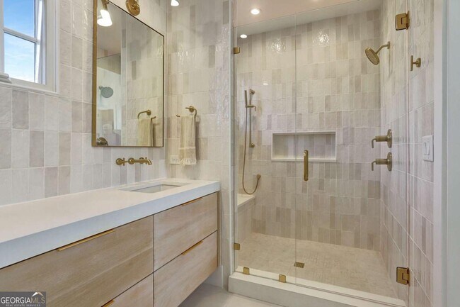 Building Photo - 118 Gainey Ln