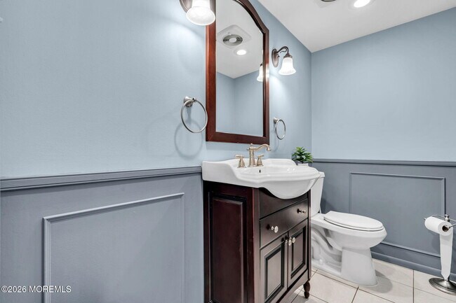 Building Photo - 22 Collingwood Rd