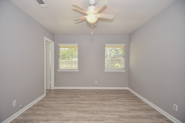 Building Photo - 5330 Windswept Ln