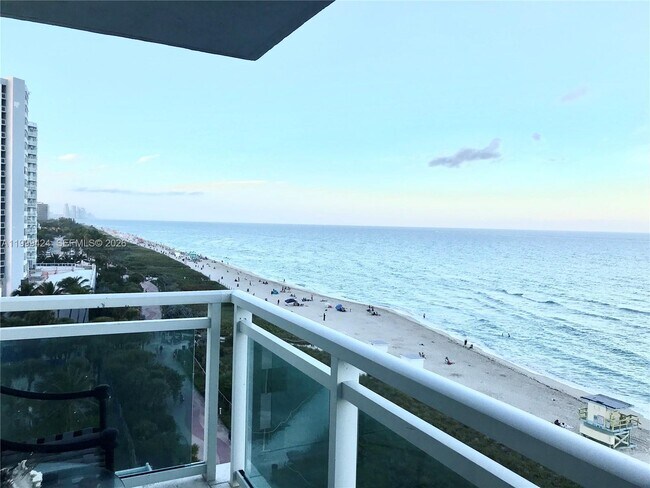 Building Photo - 6917 Collins Ave