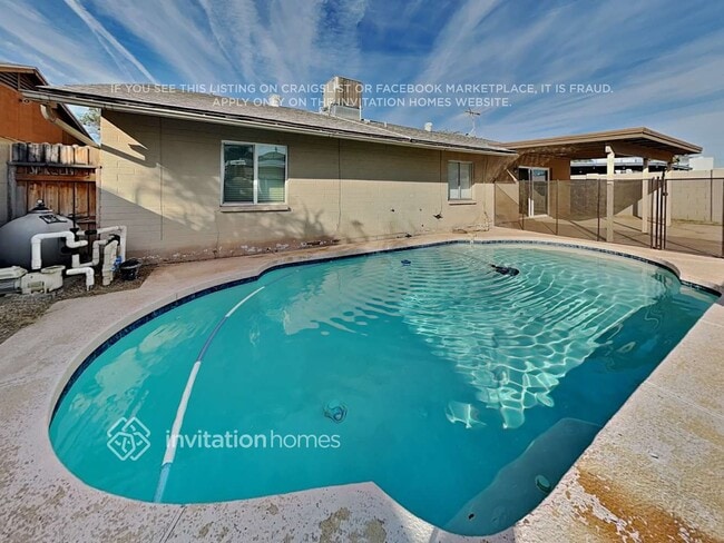 Building Photo - 9635 N 35th Ln