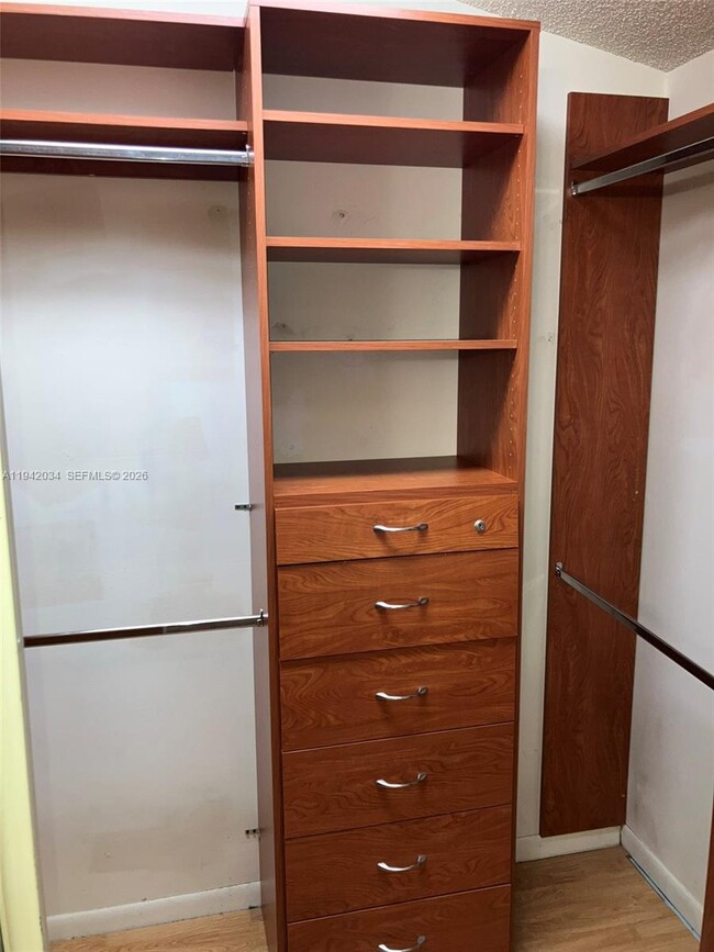 Building Photo - 1521 NW 105th Ave