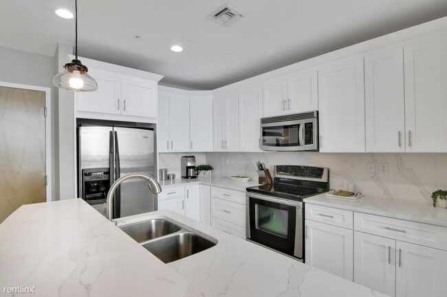 Building Photo - 2 br, 2 bath House - 300 S Australian Ave ...