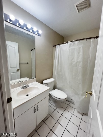 Building Photo - 2308 NE 6th St