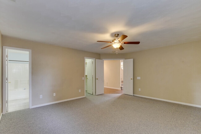 Building Photo - 1133 Lady Ashley Dr