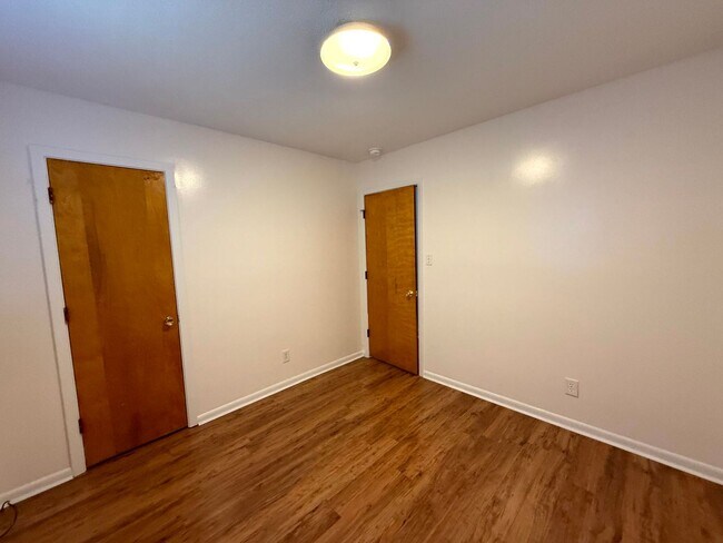 Building Photo - 6441 Kincross Ave