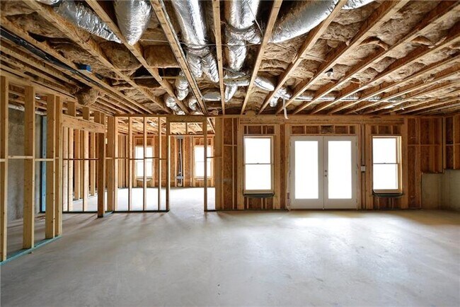 Building Photo - 7200 Grandview Overlook