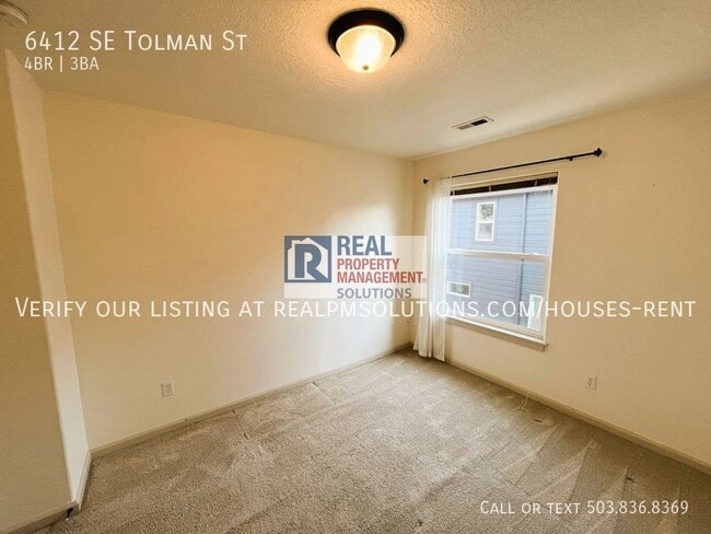 Building Photo - 6412 SE Tolman St