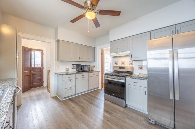 Building Photo - Charming 3-Bedroom Home in the Heart of Sp...