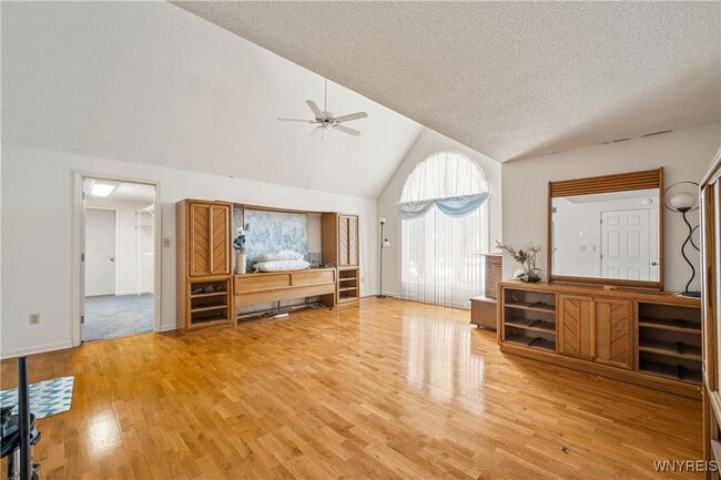 Building Photo - 66 Windsong Ct