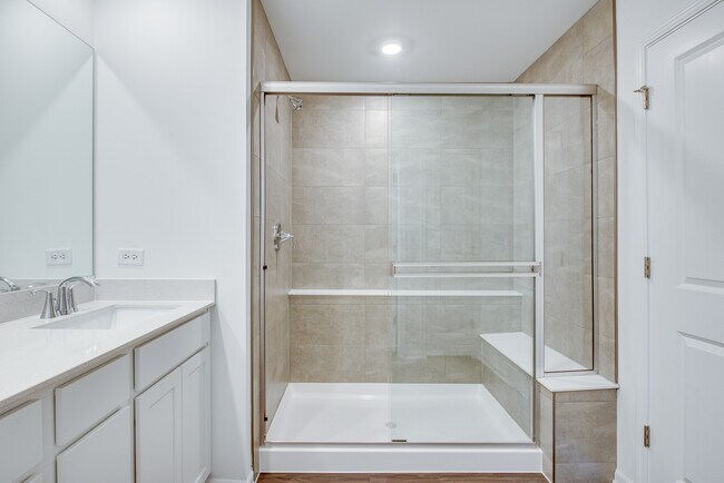 Building Photo - 25662 W Yorkshire Dr