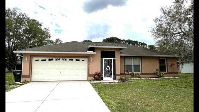 Primary Photo - 2465 Tishman Ave