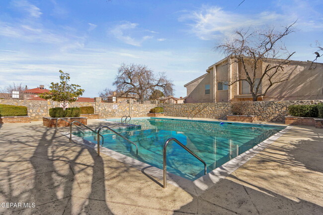 Building Photo - 1742 Pico Alto Dr