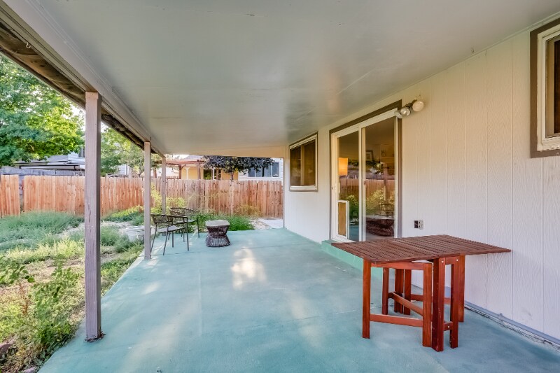 Building Photo - 15054 E Dartmouth Ave