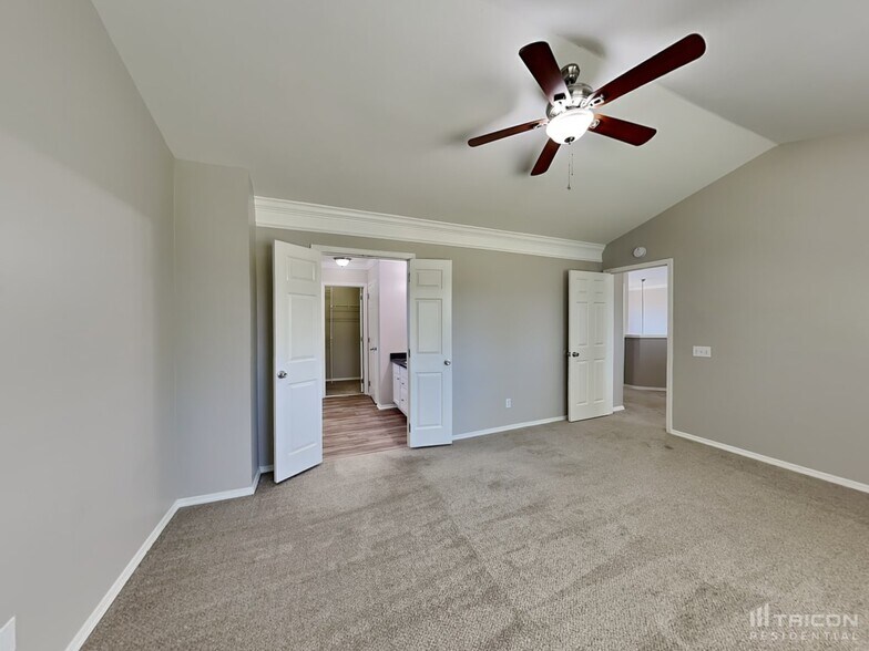 Building Photo - 2016 Mallard Woods Pl