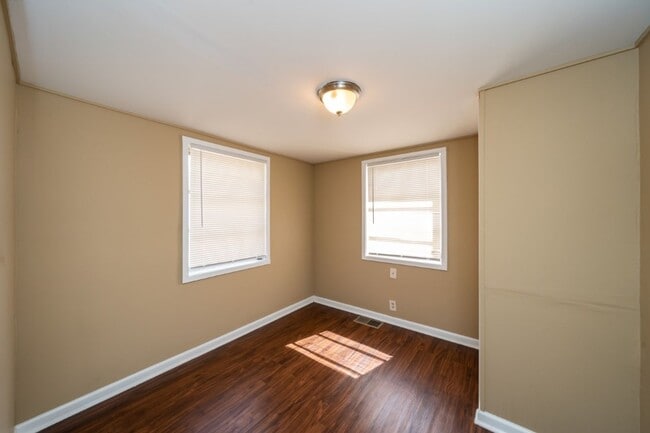 Building Photo - Rare Find Rock Creek – Space, Style & Storage!