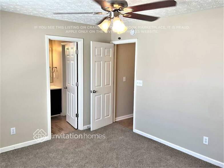 Building Photo - 662 Bedford Ct