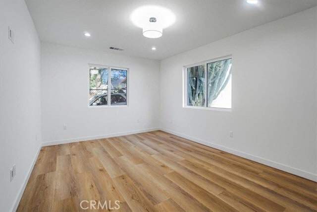 Building Photo - 869 E Howard St