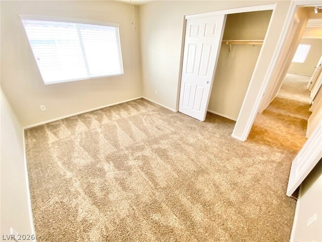 Building Photo - 1015 Maple Pines Ave