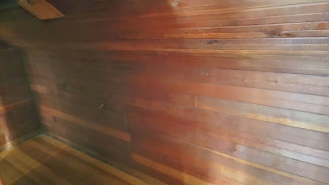 Building Photo - Bright and Spacious vintage 2 bedroom apar...