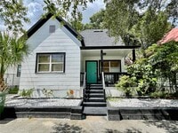 Building Photo - 2327 W Beach St