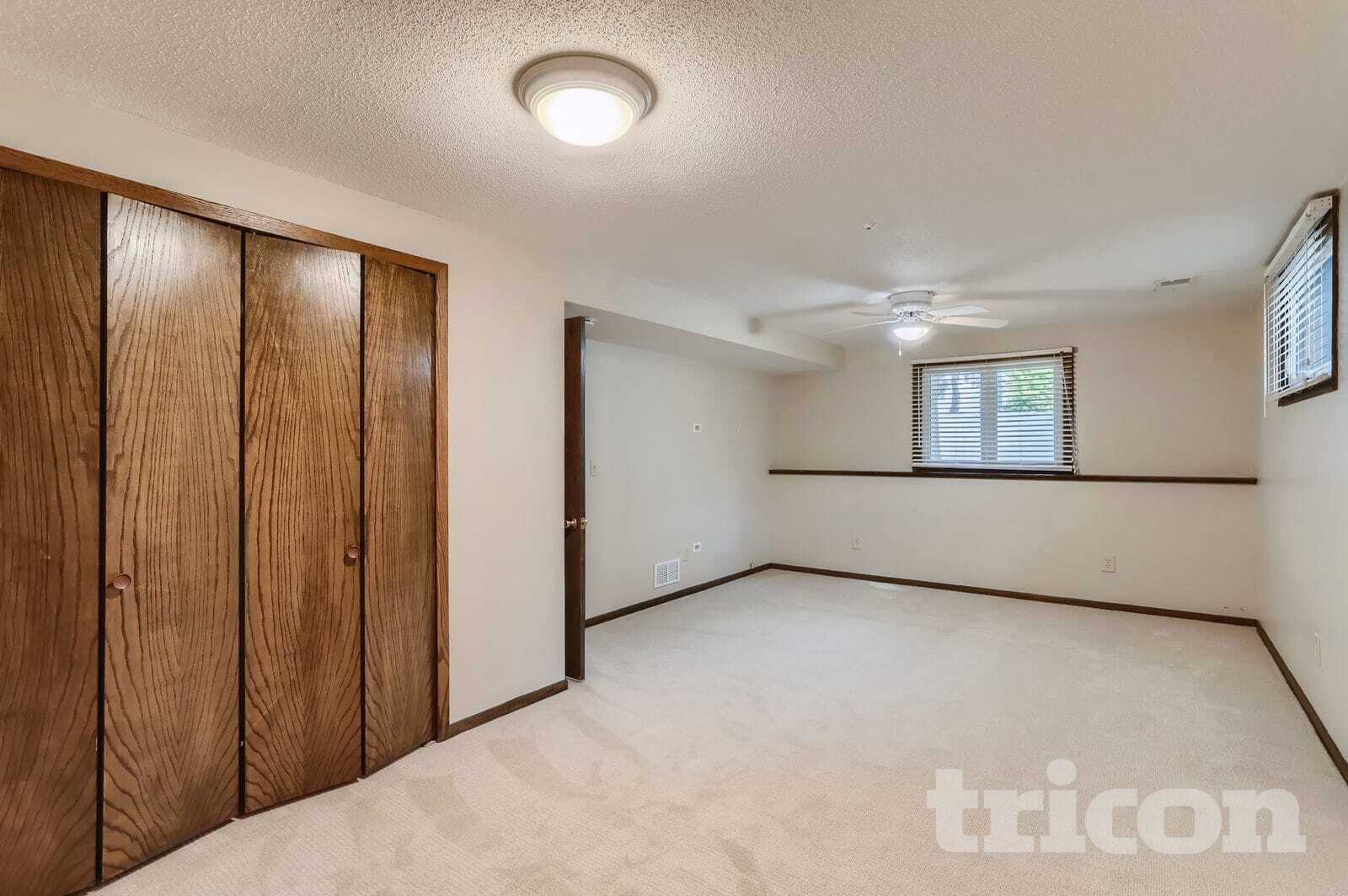 Building Photo - 17230 14th Ave N