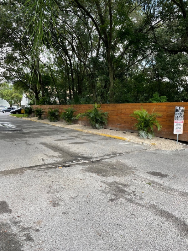 Building Photo - 14323 Lucerne Dr