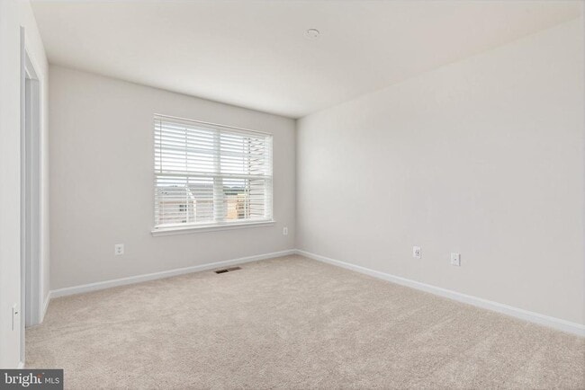 Building Photo - 63 Arsberg Dr