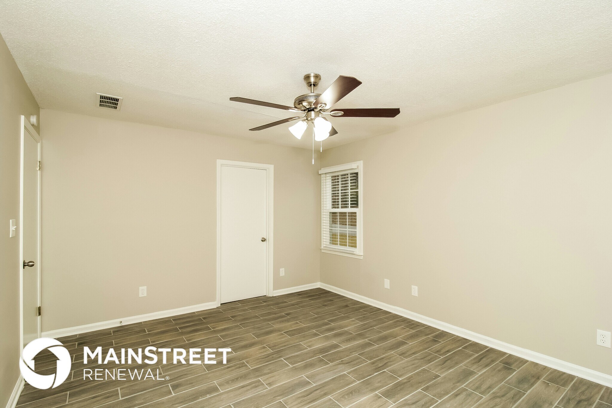 Building Photo - 7729 St James Ct