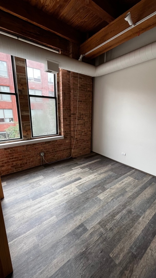 Building Photo - 331 S Peoria St