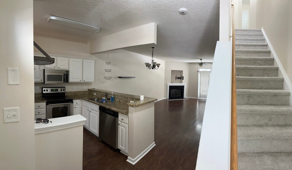 Building Photo - 1345 Anthem Court
