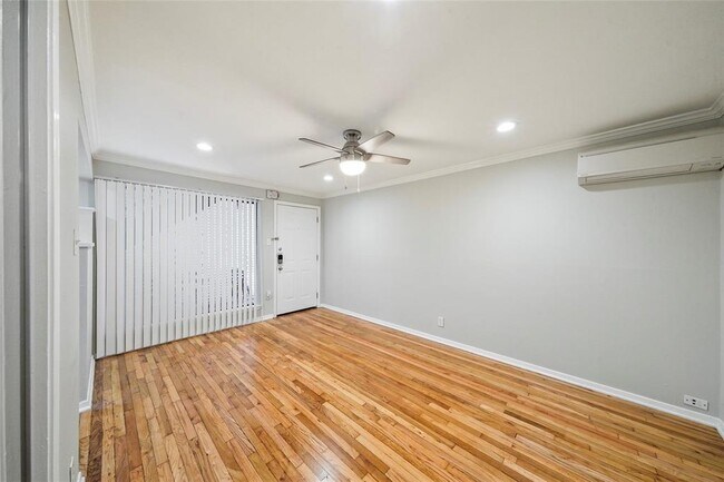 Building Photo - 311 Hawthorne St