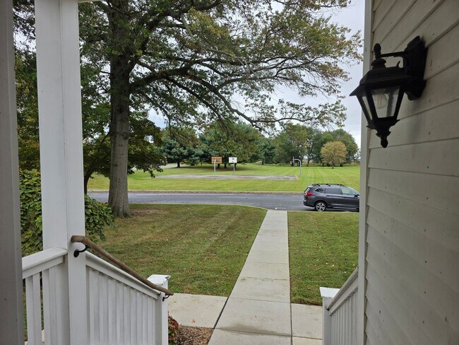 Building Photo - 1306 Officers Row